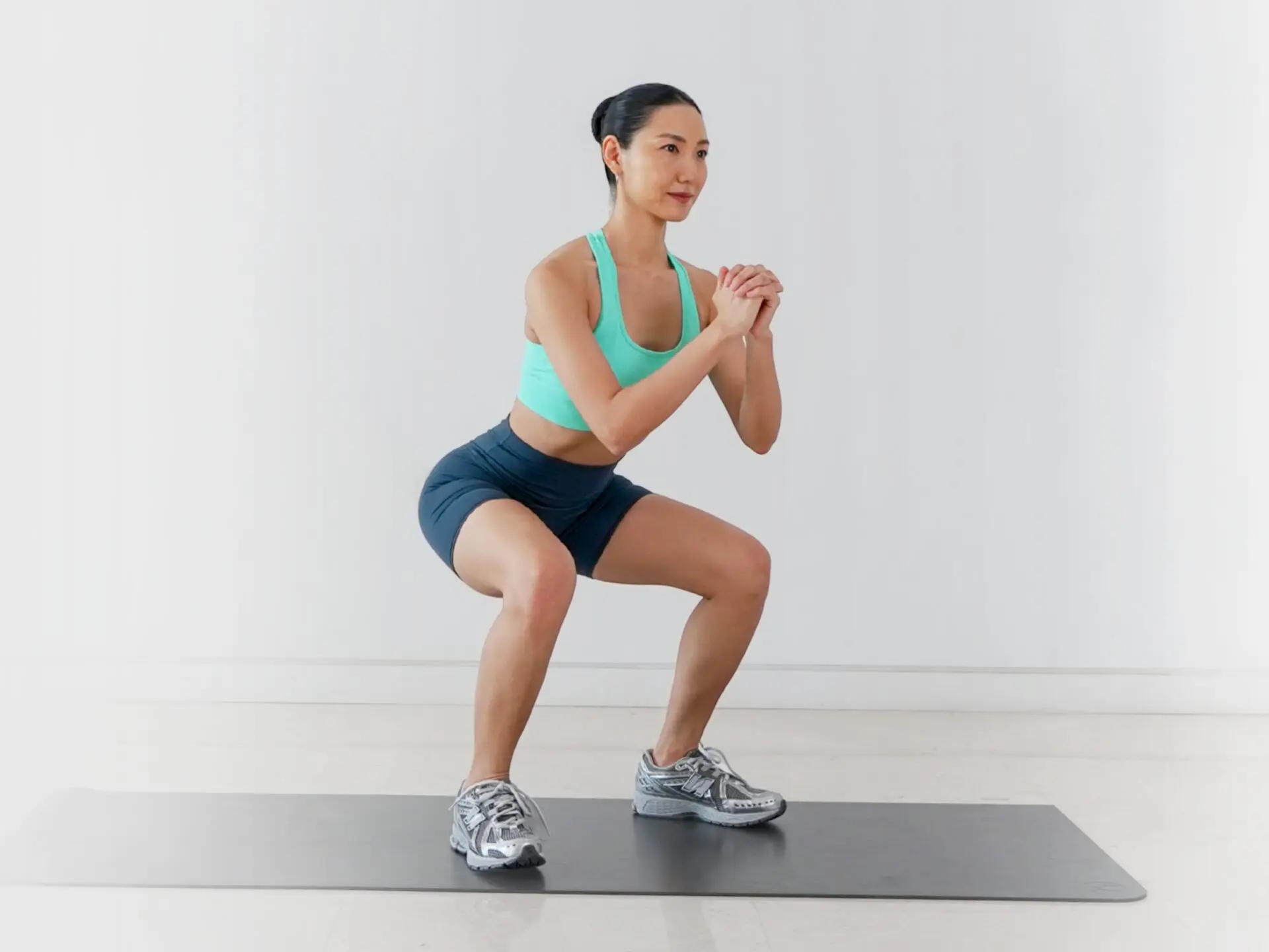 7-Day Toned Legs & Booty Standing
